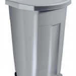 37. Poubelle à pédale - 90 litres