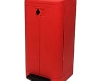 49. Poubelle à pédale 100 litres