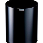 203. Corbeille acier 8 litres