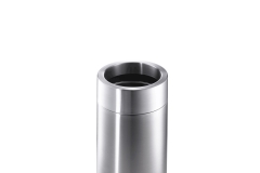 70. Corbeille de 21 litres et 33 litres